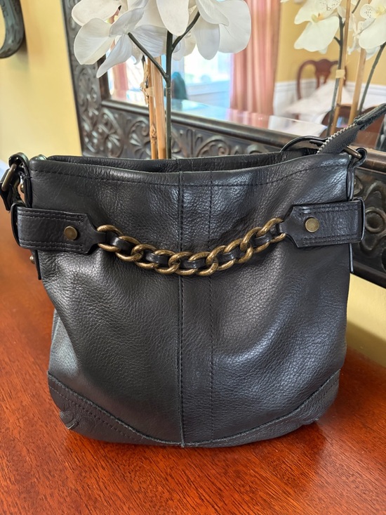 American Leather Co. Handbags - American Leather Co Elton Crossbody Bag Black Antiqued Gold Chain Accent